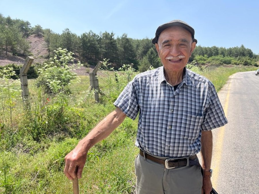 Hem Doğayı Temizliyor Hem De Para Kazanıyor