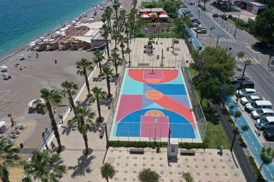 Gençler Kente Renk Kattı