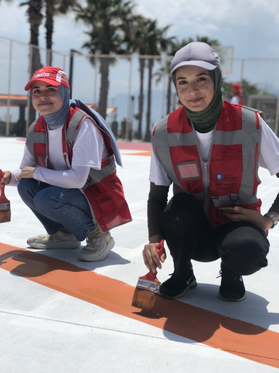 Gençler Kente Renk Kattı