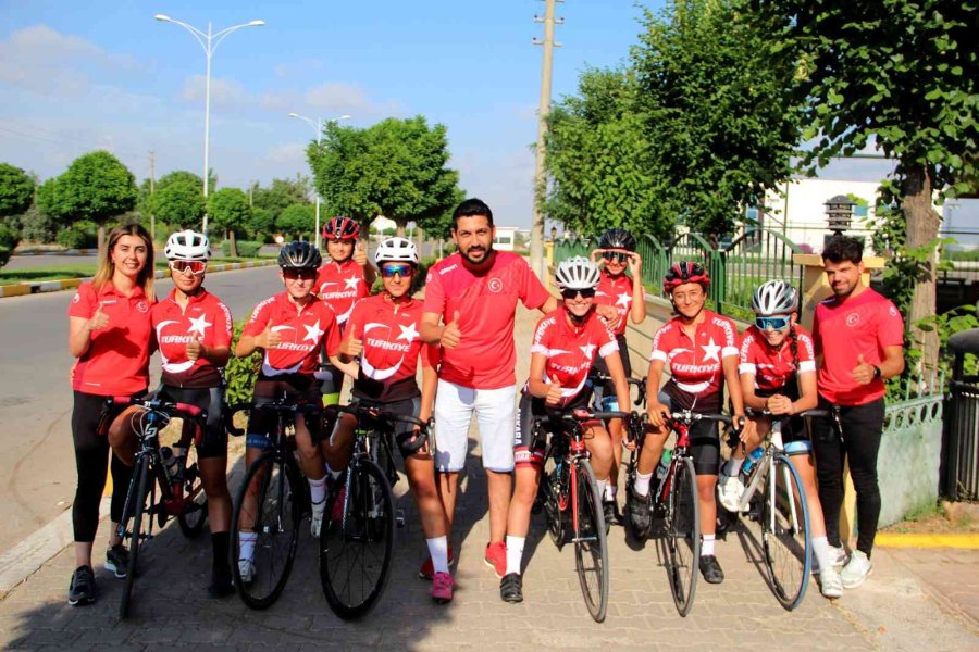 Yıldız Kızlar Bisiklet Milli Takımı, Antalya’da Hazırlıklarını Sürdürüyor