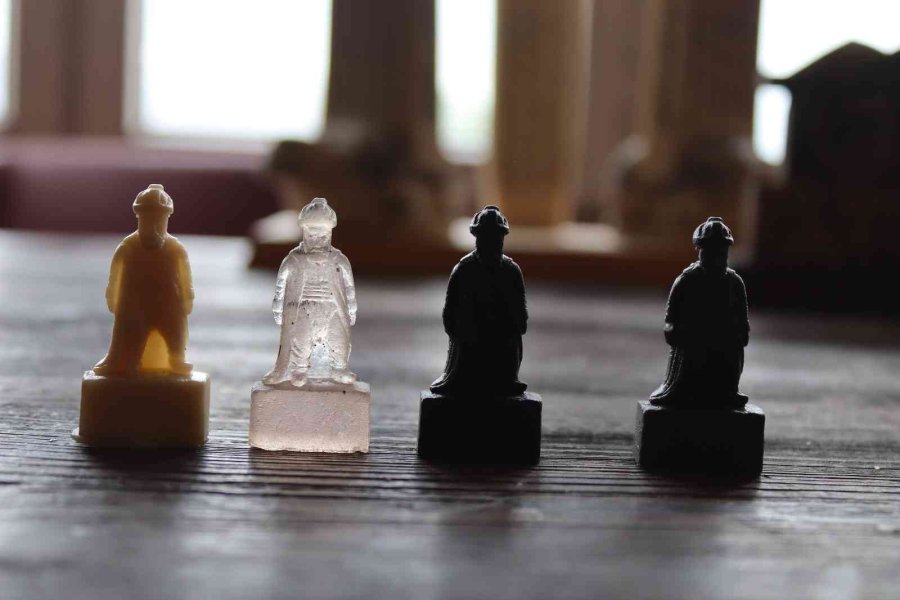 3.3 Santimlik Heykel