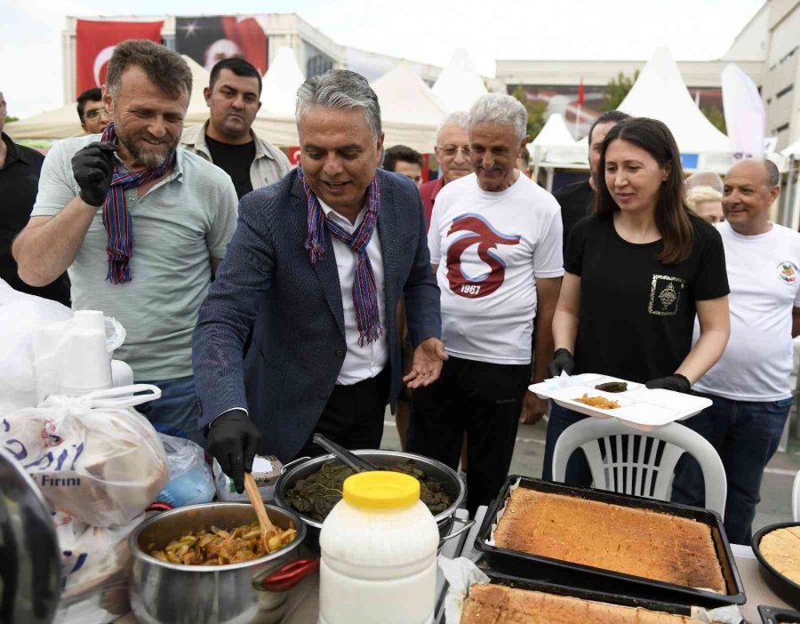 Yöresel Renkler Festivali’nde Karadeniz Fırtınası Esti