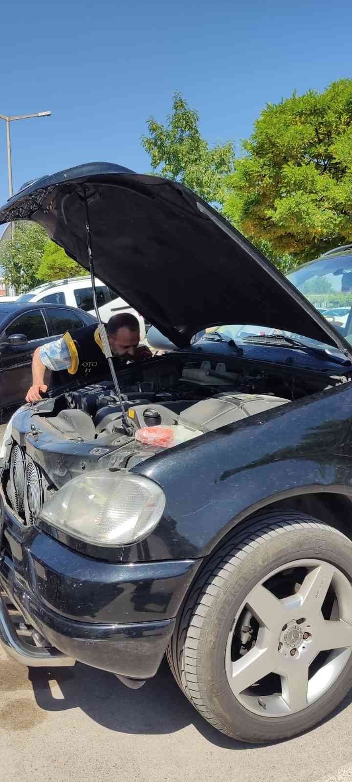 Oto Pazarı Ve Galericiler Denetlendi