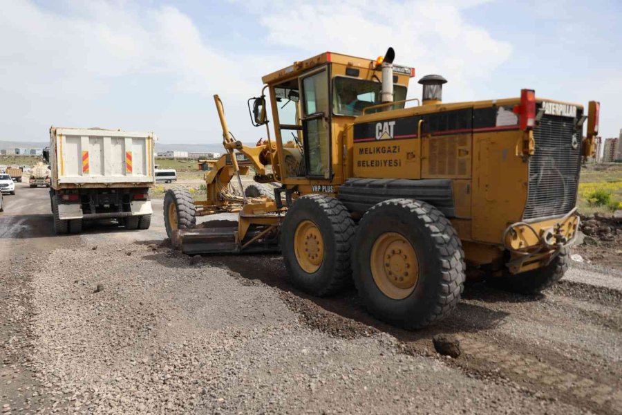 Başkan Palancıoğlu Sahada Çalışmaları İnceledi