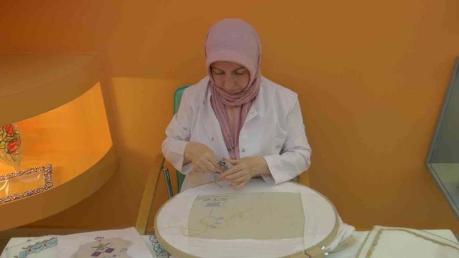 Kayseri Olgunlaşma Enstitüsü’nde ‘workshop’ Ürünleri Sergilendi