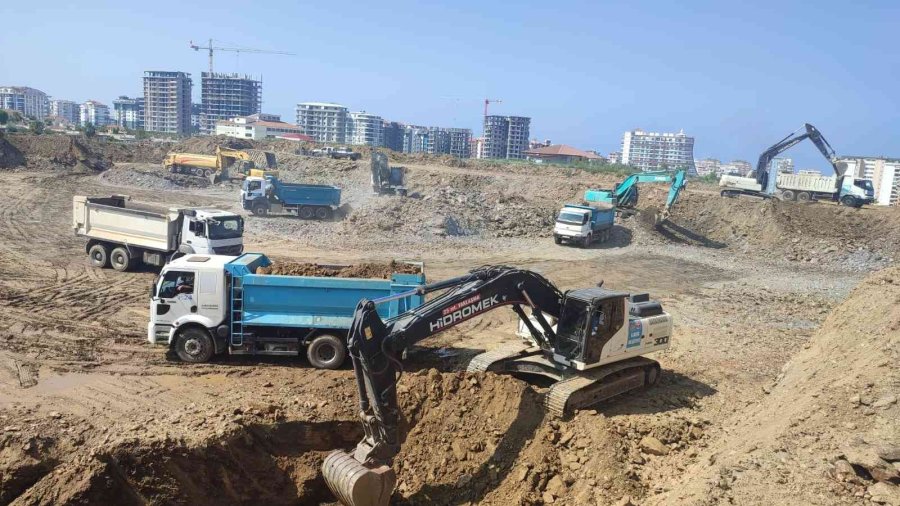 Mahmutlar Kültür Merkezi’nde Çalışmalar Başladı