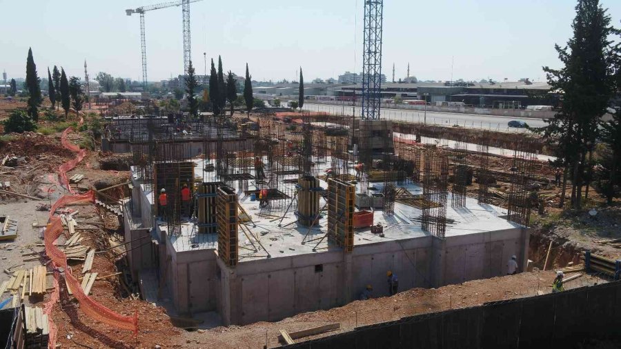 Güneş Mahallesi’ndeki Kentsel Dönüşümde Bloklar Yükseliyor