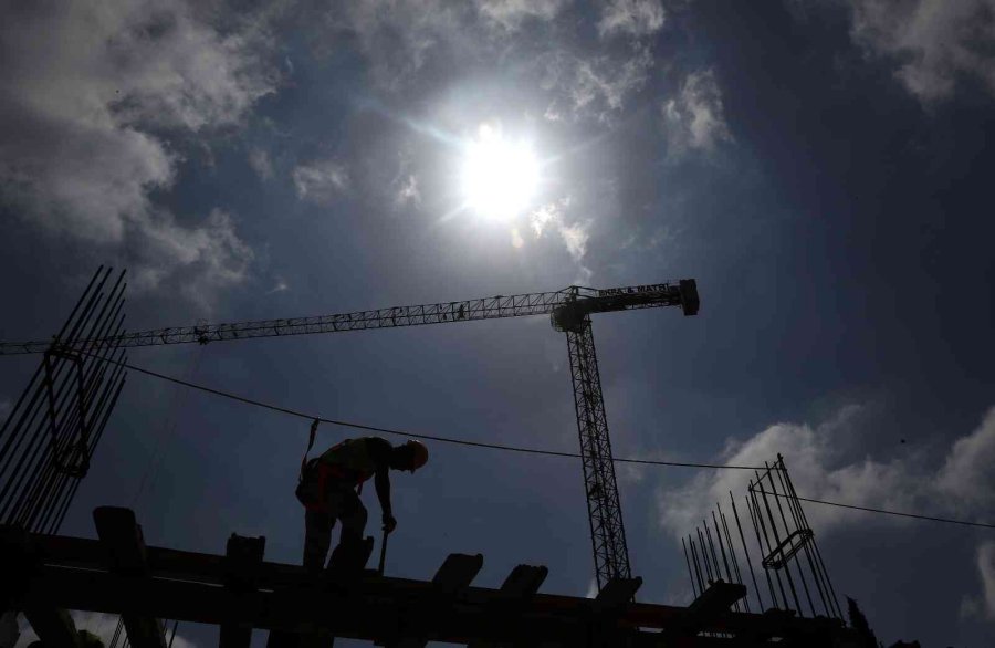 Güneş Mahallesi’ndeki Kentsel Dönüşümde Bloklar Yükseliyor