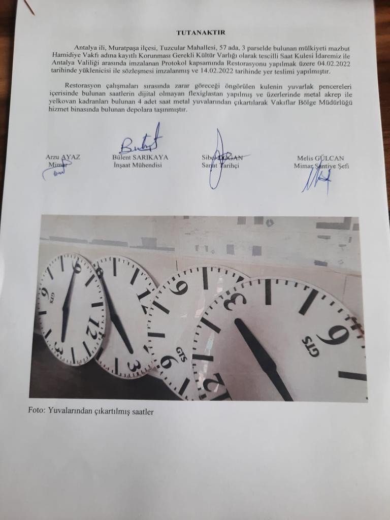 Tarihi Saat Kulesinin Restorasyonunda Orijinal Saatinin Yerinde Başka Saat Tespit Edildi