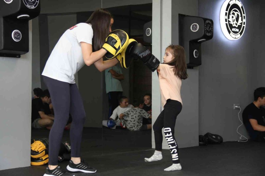 Eskişehirli Sporcuların Yeni Kuşak Sevinci