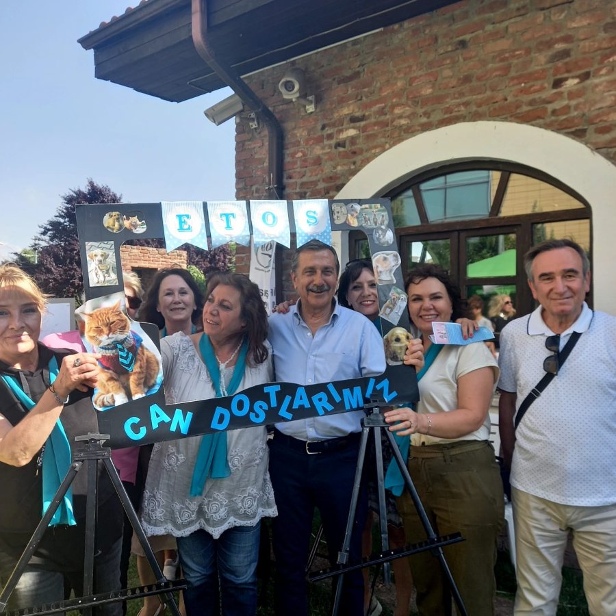 Çocuklar Hayvan Resimleri Çizerek Yarıştı