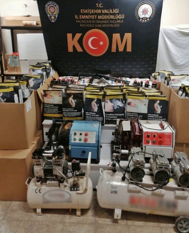 Kaçakçılık Operasyonunda 5 Kişi Gözaltına Alındı