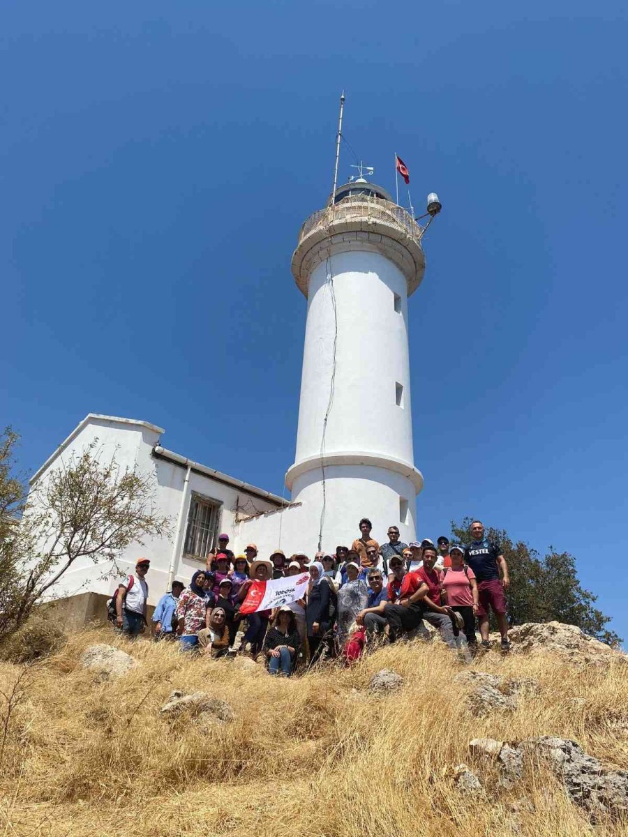 Kepez’den Korsan Koyu Ve Gelidonya Feneri’ne Doğa Yürüyüşü