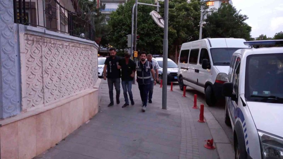 Çaldığı Bisikleti Satmaya Çalışırken Yakalandı