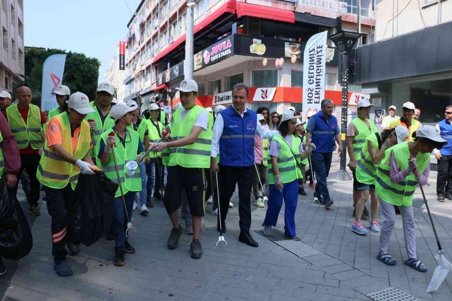 Özel Çocuklardan Çevre Temizliği
