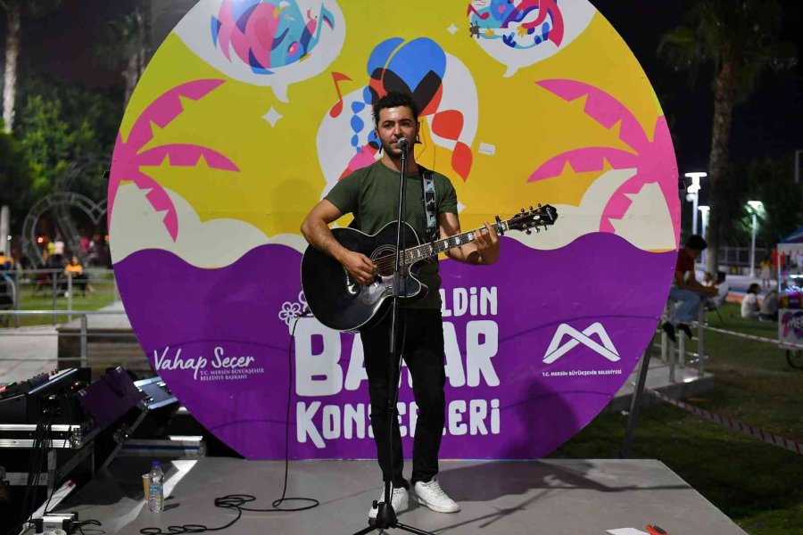 Mersin’de Yaz Akşamlarının Keyfi Akustik Konserlerde Çıkıyor