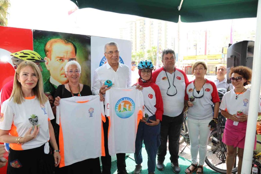 Mezitli’de Bisiklet Evi Açıldı