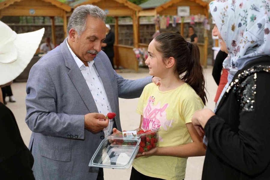 Başkan Yalçın ’maharetli Eller’de