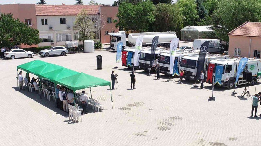 Tepebaşı Temizlik İşleri Filosuna Önemli Takviye