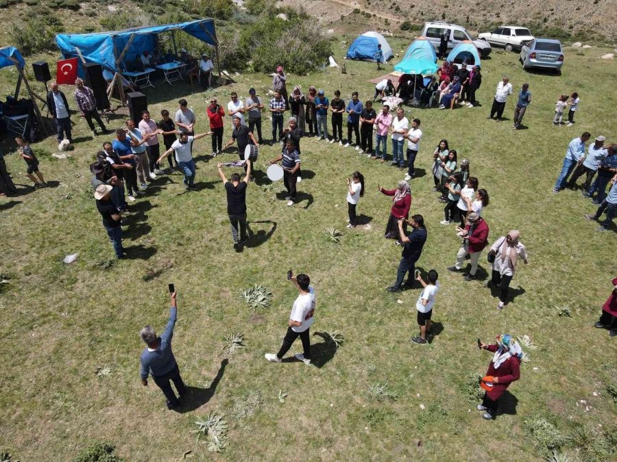 Emiruşağı-karapınar Yayla Şenliği Yapıldı