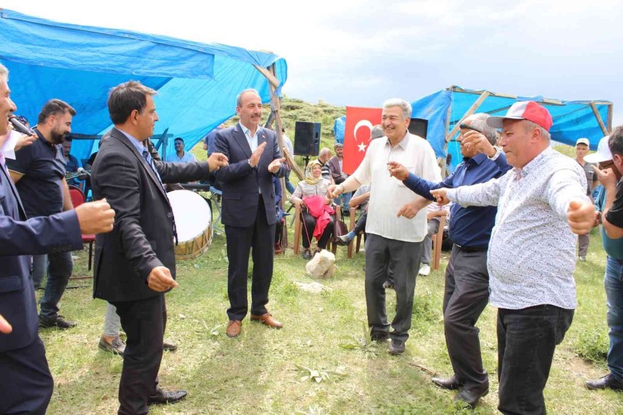 Emiruşağı-karapınar Yayla Şenliği Yapıldı