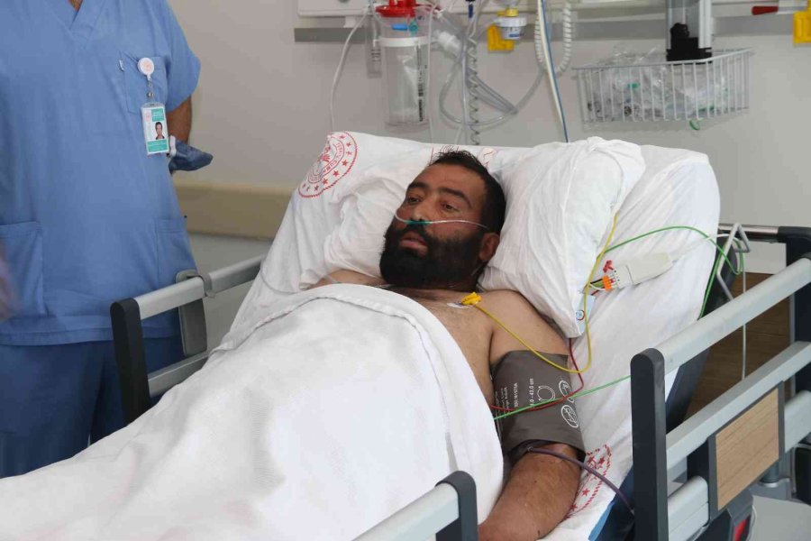 6 Saat Süren Tedavi Yöntemiyle Sağlığına Kavuştu