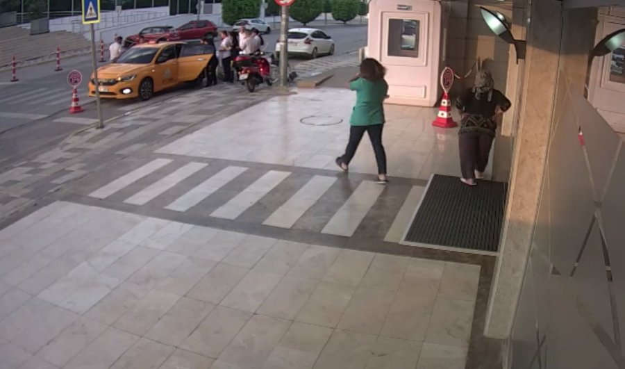 Antalya’da Takside Doğum Kamerada