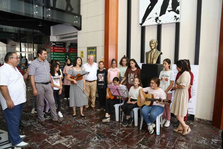 Döşemealtı Belediyesi’nde Karma Resim Sergisi