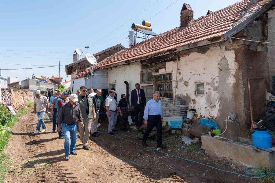 Başkan Büyükkılıç, Sel Bölgesi Çiftlik’te Yaraları Sarıyor