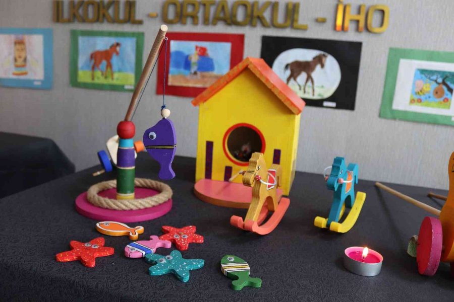Özel Öğrencilerin Yaptığı Oyuncaklar 3 Ülkeye İhraç Edilecek