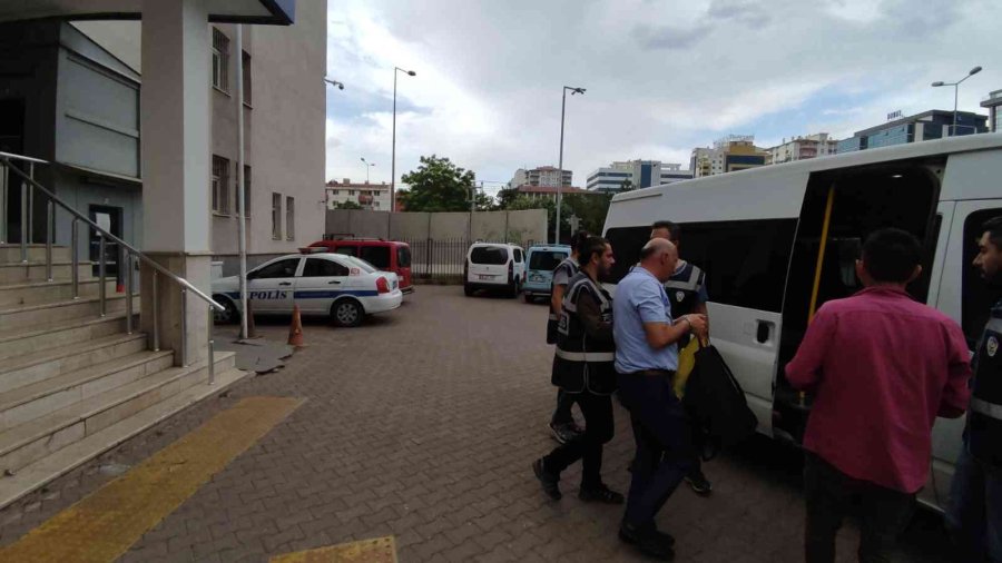 Kesinleşmiş Hapis Cezası Bulunan 5 Şahıs Yakalandı