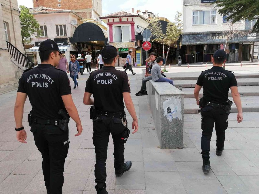 Aksaray’da Çevik Kuvvet’ten Huzur Ve Güven Denetimi