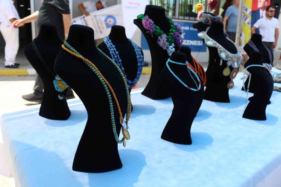 Serik Atasem’de Yıl Sonu Sergisi Düzenlendi