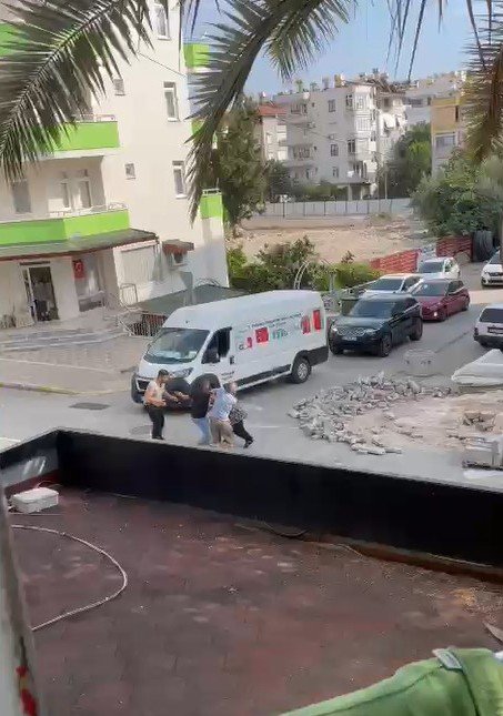 Alman Kadın Ve Rus Erkeğin Yaralandığı Silahlı Kavganın Sebebi Alacak Verecek Davası Çıktı