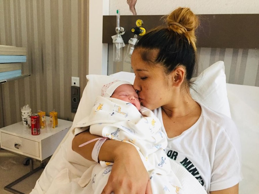 Antalya’da Takside Doğum Mutluluğu