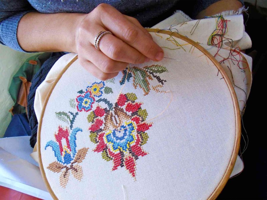 Alanya’da El Sanatları Kursları Yıl Sonu Sergileri Başlıyor