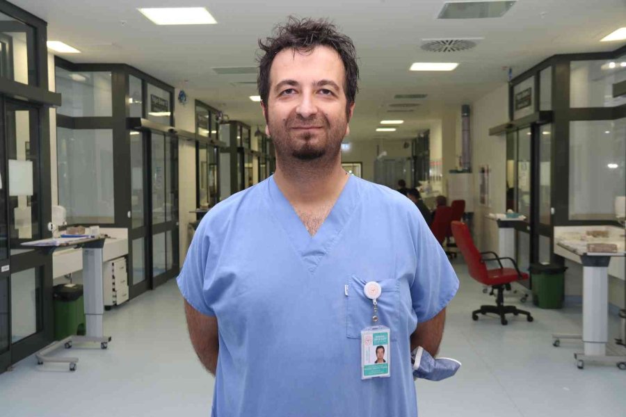 6 Saat Süren Tedavi Yöntemiyle Sağlığına Kavuştu