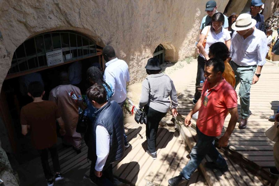 42 Ülkenin Büyükelçisi Aksaray’da