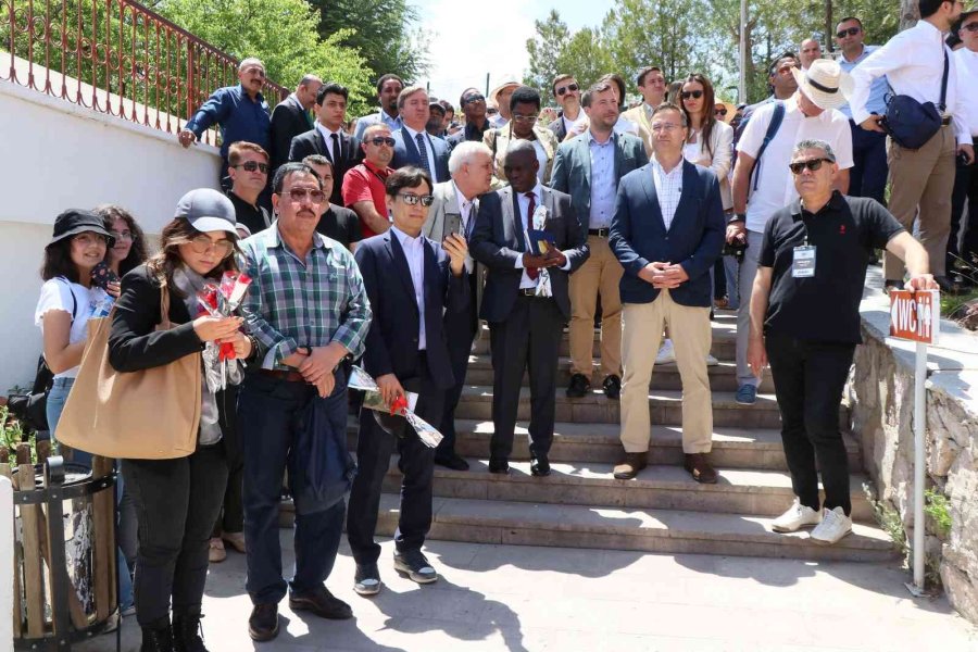 42 Ülkenin Büyükelçisi Aksaray’da