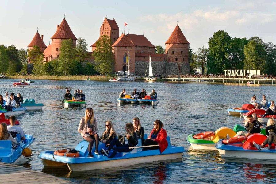 Alanya, Litvanya’daki Kardeş Şehirde Temsil Edildi