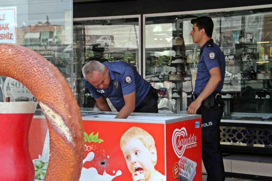 Fırıncı, Ucuz Ekmek Satan Fırını Kurşunladı