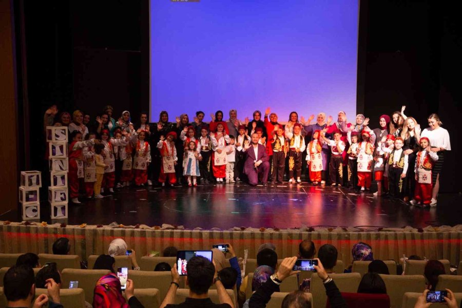 Hayırsever Büyükkılıç Ailesinin Eğitime Kazandırdığı Okulda ’okuma Bayramı’ Sevinci