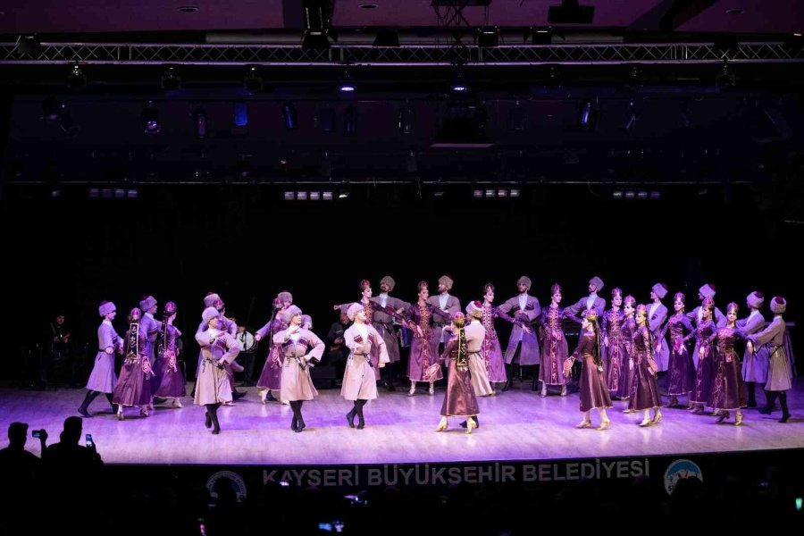 Başkan Büyükkılıç, Kafkas Derneği’nin Kültür Gecesi’ne Katıldı