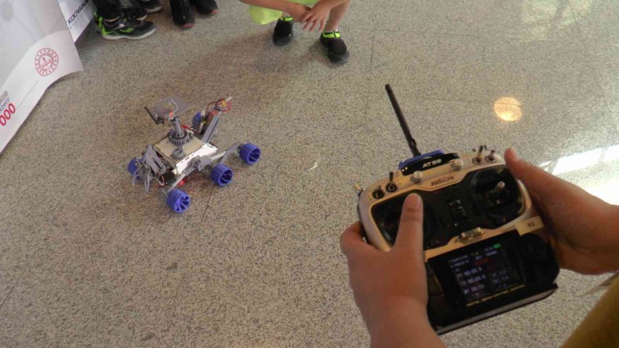 Kocafest’e Katılan Öğrenciler, Türk Havacılığına Katkı Sağlayacak Projeler Sergiledi