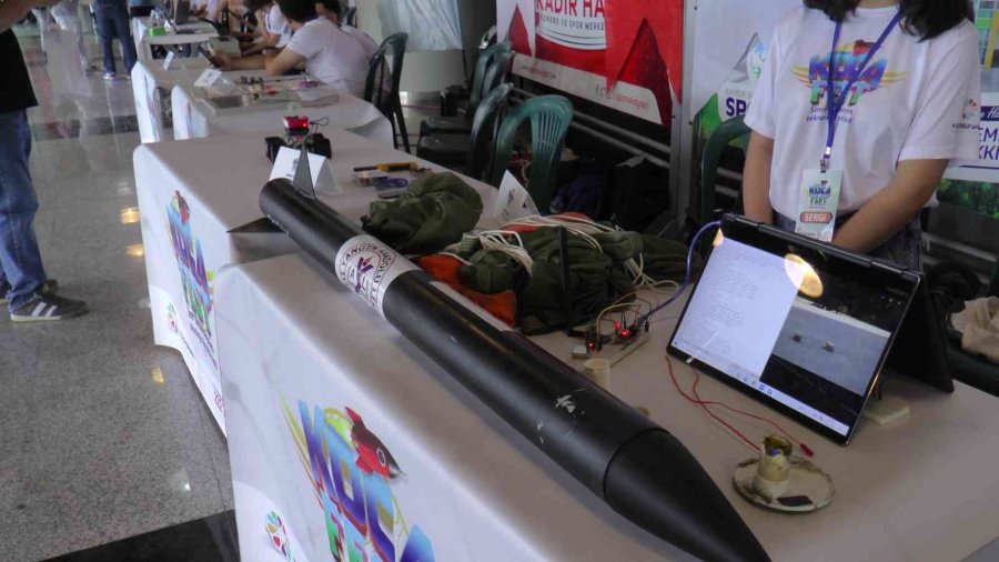Kocafest’e Katılan Öğrenciler, Türk Havacılığına Katkı Sağlayacak Projeler Sergiledi
