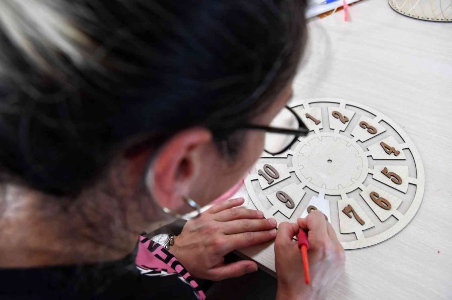 El Emeğinden İş Hayatına