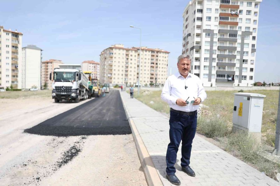 Bahçelievler Mahallesi’nde Yeni Yol Yapım Ve Çevre Düzenlemesi Yapılıyor