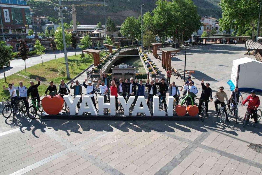 Yahyalı’da Sağlıklı Yaşam İçin Pedal Çevirdiler