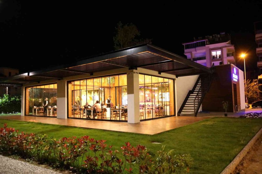 Modern Balık Hali Manavgat’ın Hizmetinde