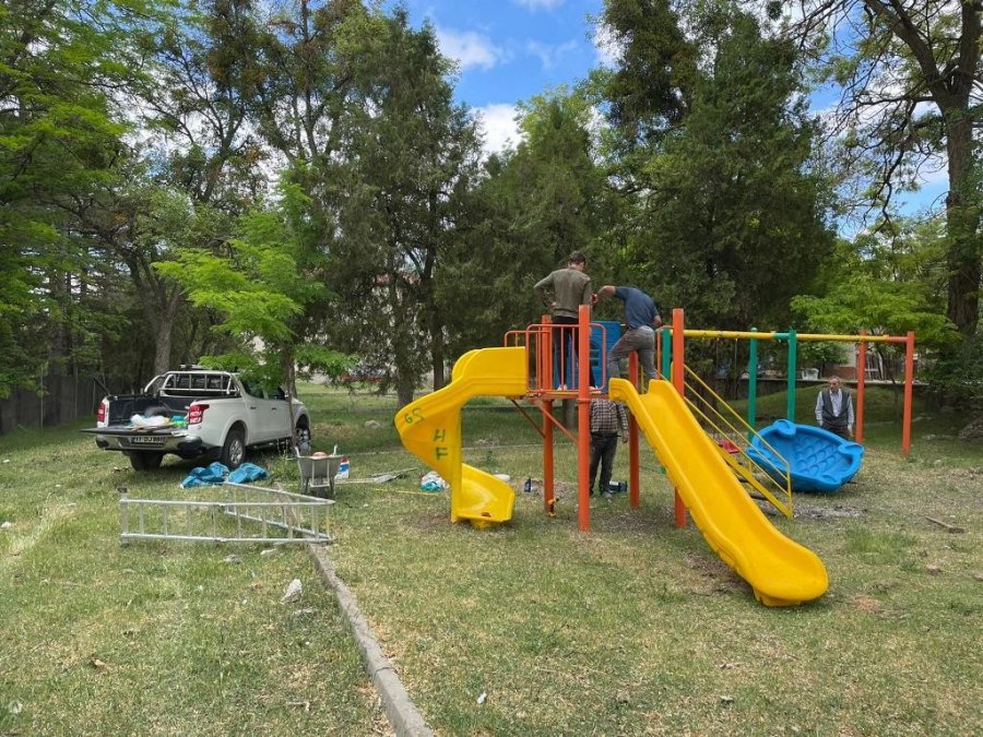 İnönü’de Parklar Yenileniyor